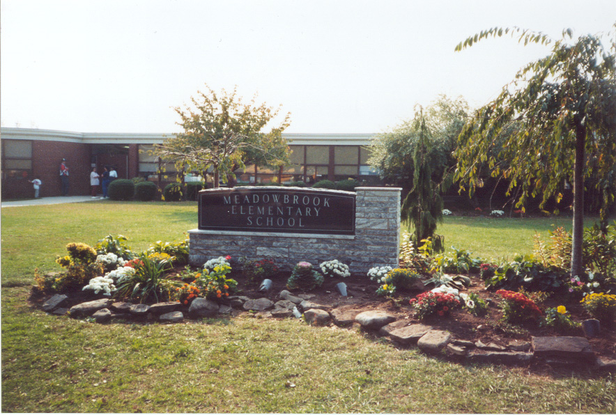 The front view of Meadowbrook Elementary School